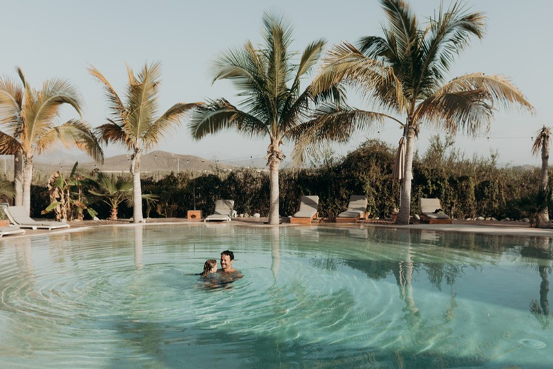 The pool at Damara